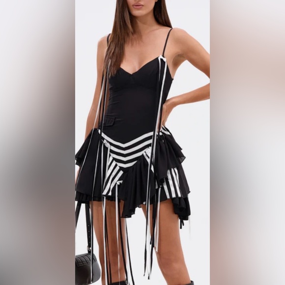 NWT AKIRA Black and White Striped Women's mini tassel fringe Dress size M/L - Picture 3 of 6